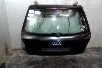 Malle/Hayon arriere AUDI A4 2 Photo n°1