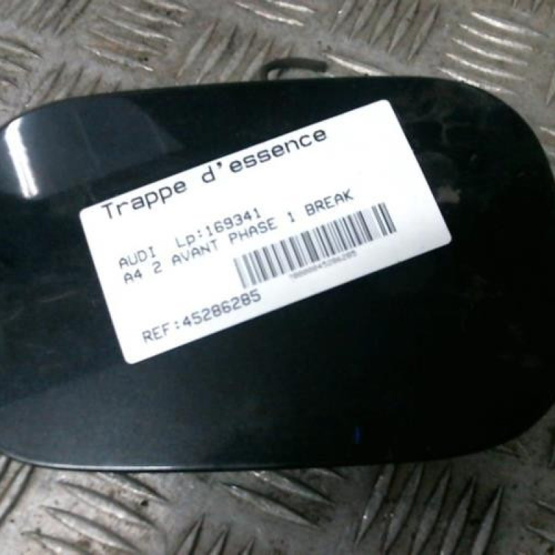 Trappe d'essence AUDI A4 2 Photo n°1