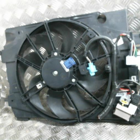 Moto ventilateur radiateur RENAULT CLIO 4