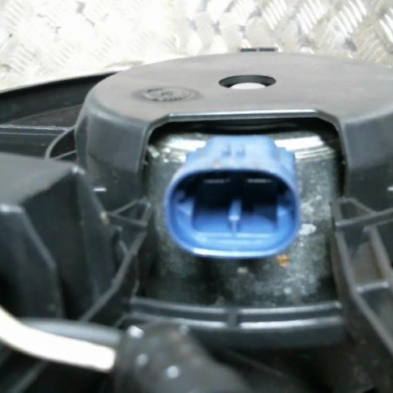 Moto ventilateur radiateur RENAULT CLIO 4 Photo n°3