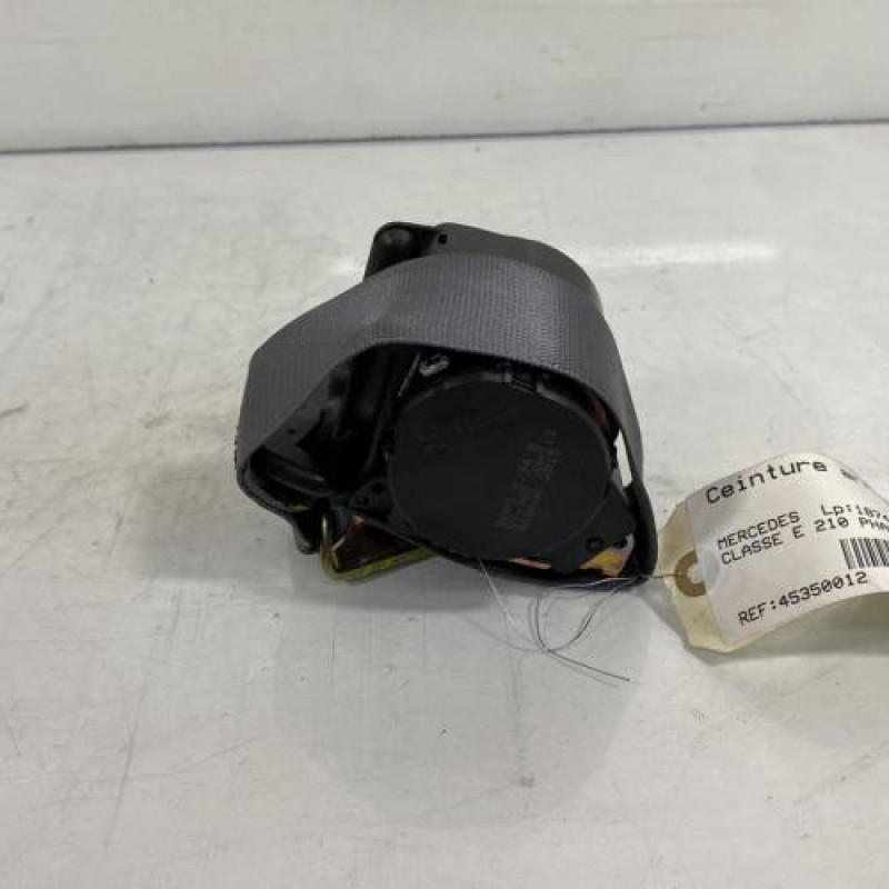 Ceinture arriere droit MERCEDES CLASSE E 210 Photo n°3