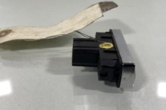 Bouton de warning FORD MONDEO 3