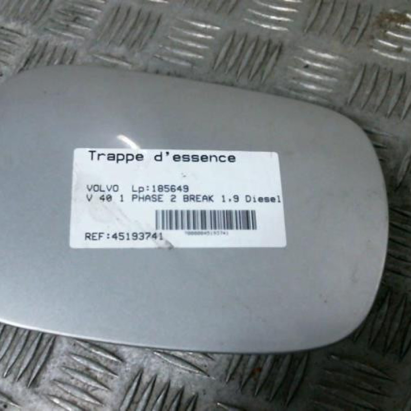 Trappe d'essence VOLVO V 40 1 Photo n°1