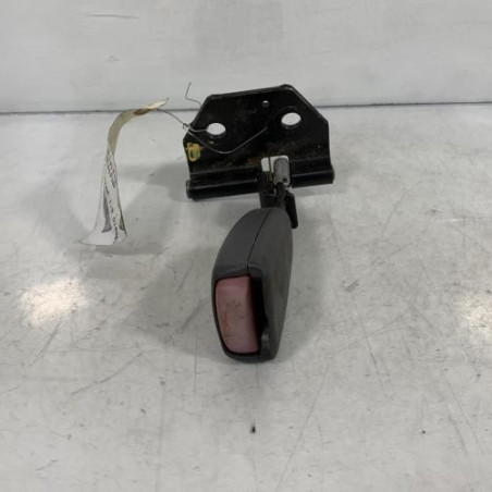 Attache ceinture arriere gauche VOLVO V 40 1 Photo n°1