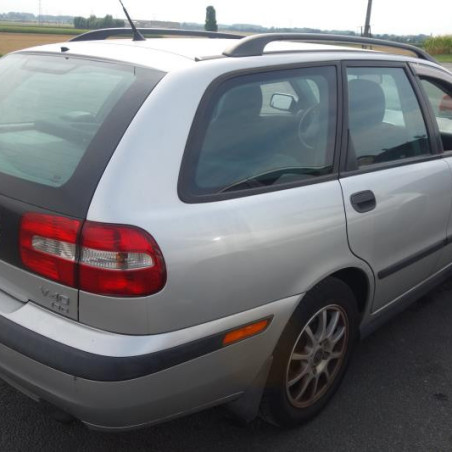 Pivot de moyeu avant droit VOLVO V 40 1