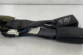 Attache ceinture arriere gauche MAZDA 6 1