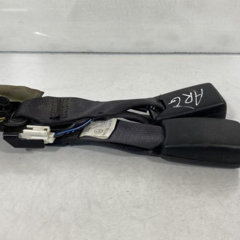 Attache ceinture arriere gauche MAZDA 6 1 Photo n°3