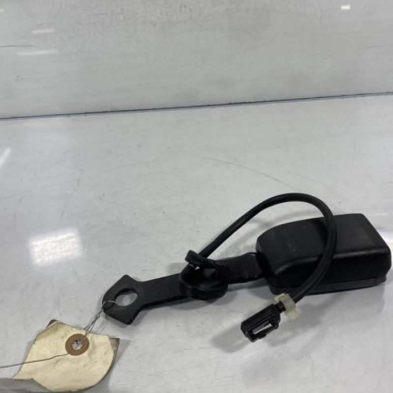 Attache ceinture avant droit MAZDA 6 1 Photo n°3