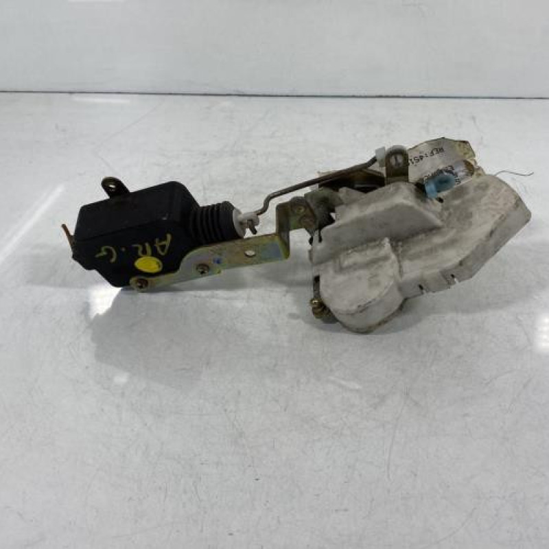 Serrure arriere gauche SKODA FELICIA Photo n°1