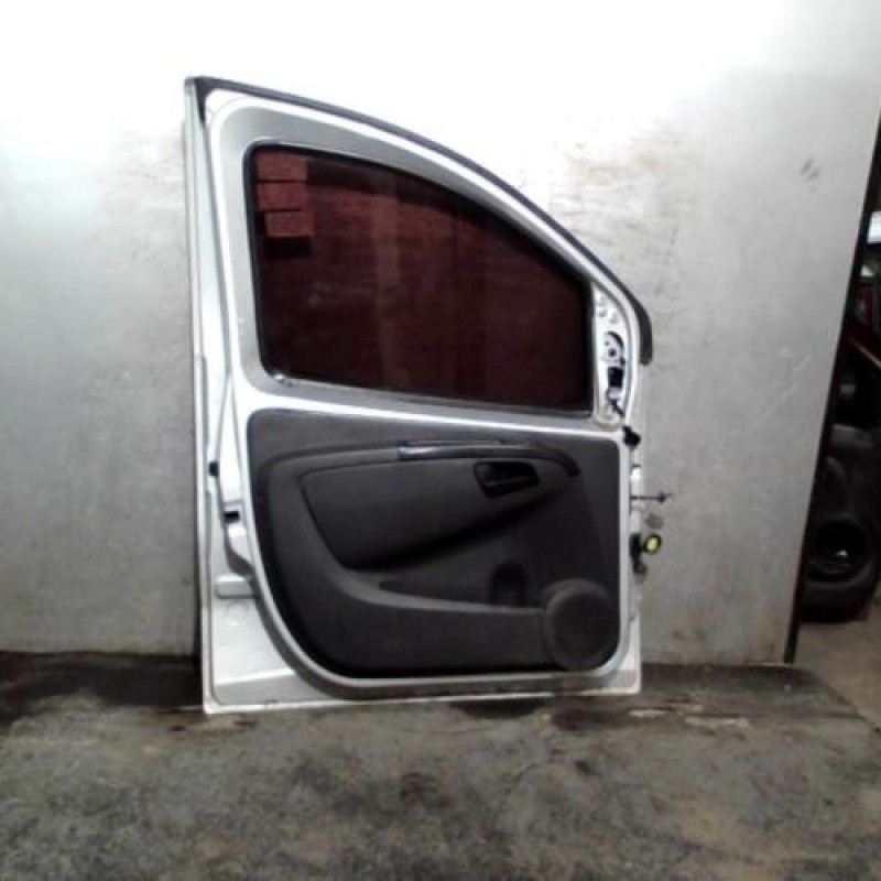 Porte avant gauche CITROEN NEMO Photo n°2