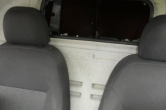 Attache ceinture avant droit CITROEN NEMO