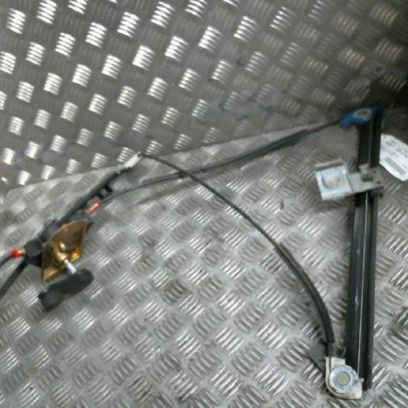 Leve vitre electrique avant gauche SEAT IBIZA 2 Photo n°1