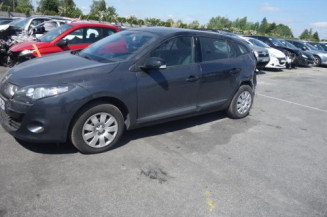 Cremaillere assistee RENAULT MEGANE 3 Photo n°1