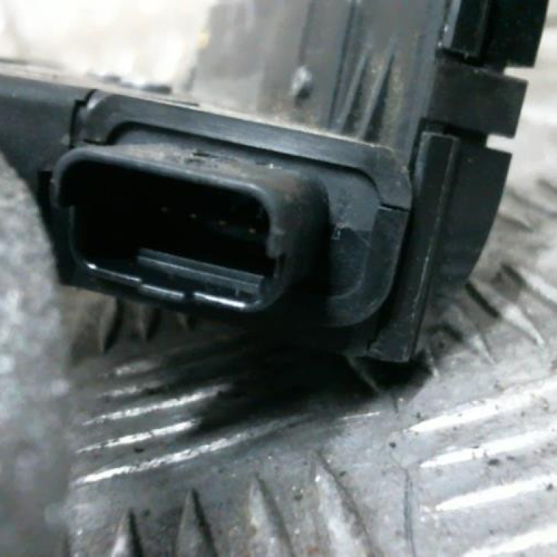 Serrure arriere gauche RENAULT CAPTUR 1 Photo n°2