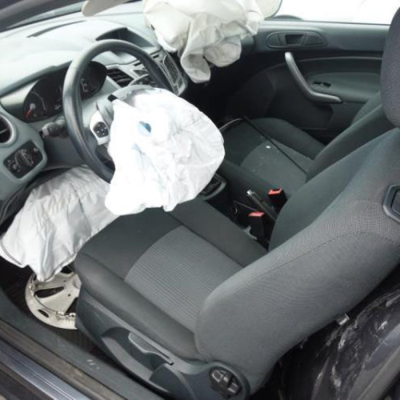 Interrupteur de leve vitre avant gauche FORD FIESTA 6 Photo n°8