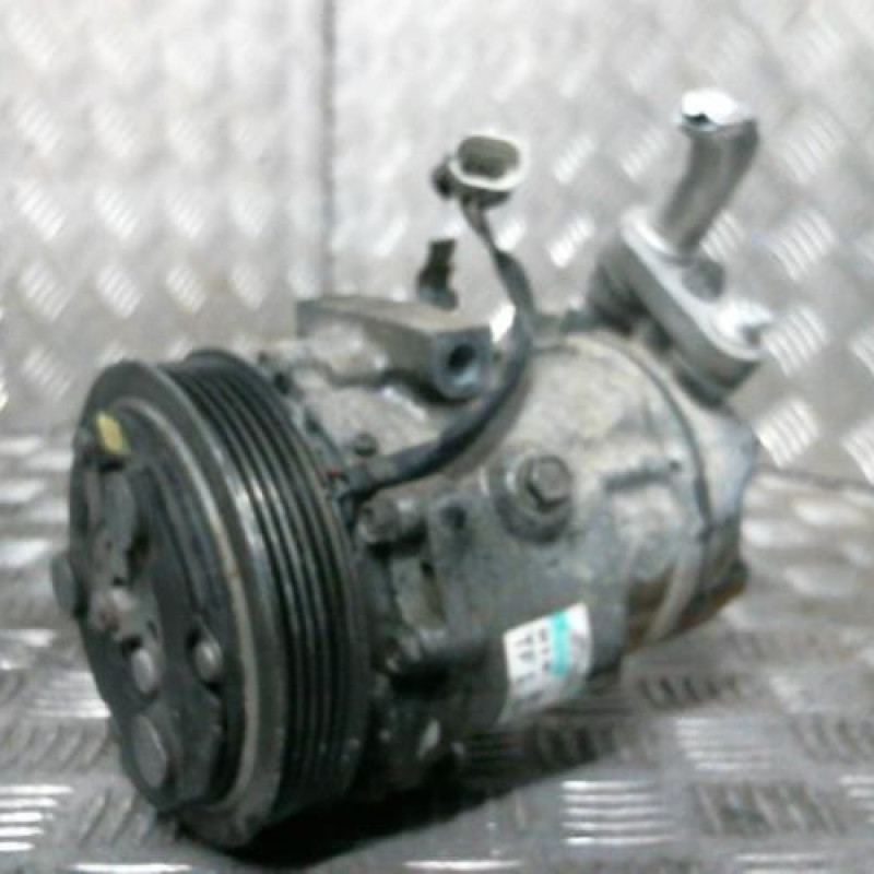 Compresseur clim OPEL CORSA C Photo n°1