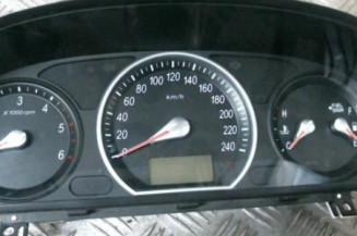 Compteur HYUNDAI SONATA 5 Photo n°1