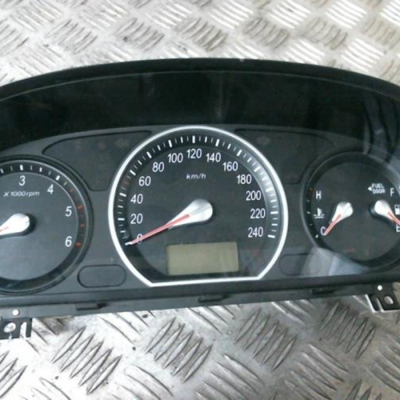 Compteur HYUNDAI SONATA 5 Photo n°1