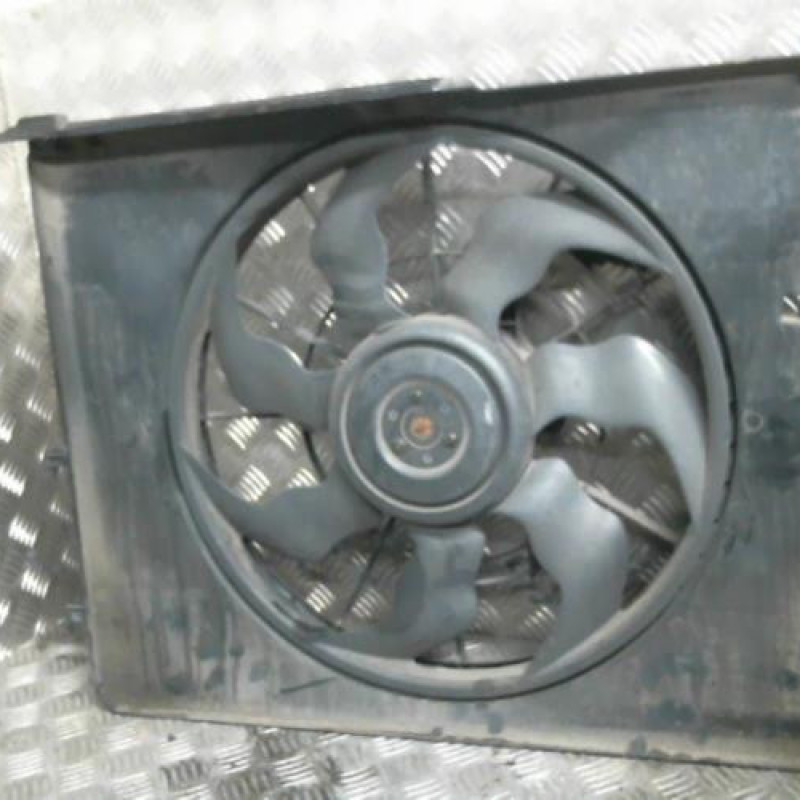 Moto ventilateur radiateur HYUNDAI SONATA 5 Photo n°1