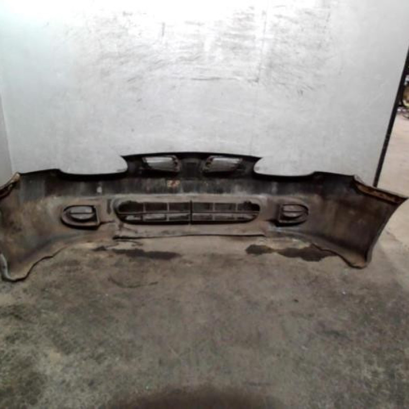 Pare choc avant HYUNDAI LANTRA 2 Photo n°4