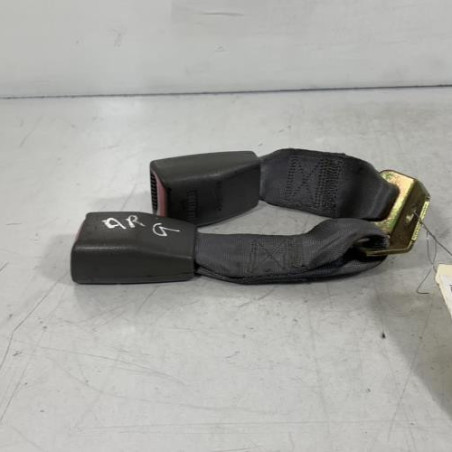 Attache ceinture arriere gauche HYUNDAI LANTRA 2
