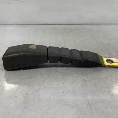 Attache ceinture avant droit HYUNDAI LANTRA 2