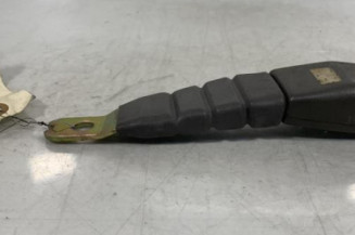 Attache ceinture avant droit HYUNDAI LANTRA 2
