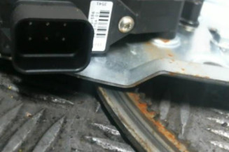 Leve vitre electrique avant droit OPEL OMEGA B