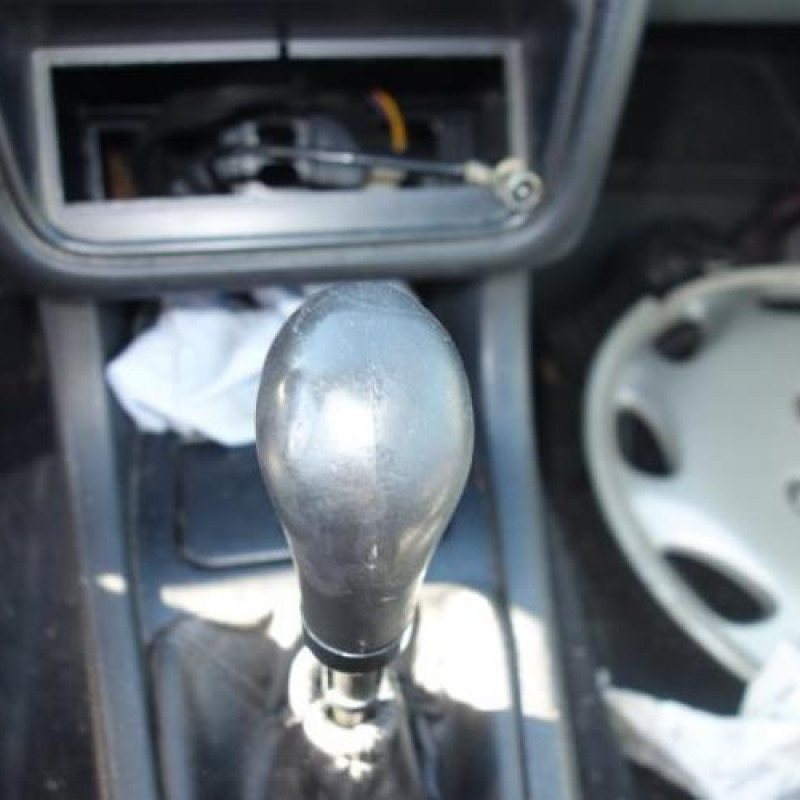 Malle/Hayon arriere PEUGEOT 406 Photo n°10