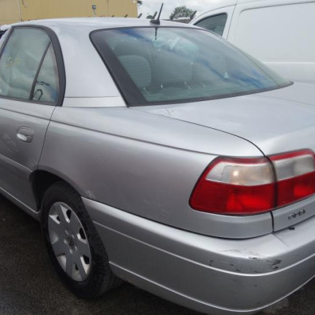 Vitre avant droit OPEL OMEGA B