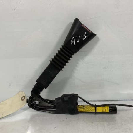 Pretensionneur de ceinture avant gauche OPEL OMEGA B