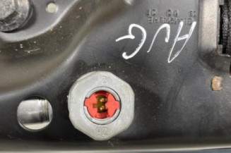 Pretensionneur de ceinture avant gauche VOLVO S 80 2