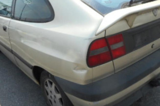 Porte avant gauche LANCIA DELTA 1