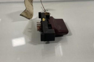 Bouton de warning LANCIA DELTA 1