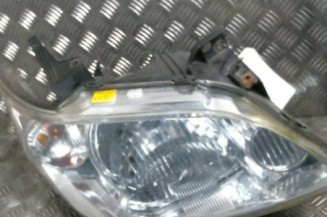 Optique avant principal droit (feux)(phare) MAZDA MPV 2 Photo n°1