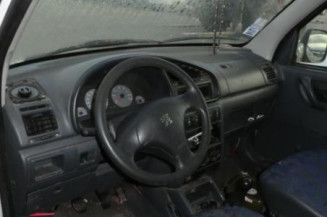 Serrure avant droit PEUGEOT PARTNER 1