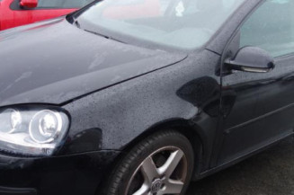 Pretensionneur de ceinture avant gauche VOLKSWAGEN GOLF 5