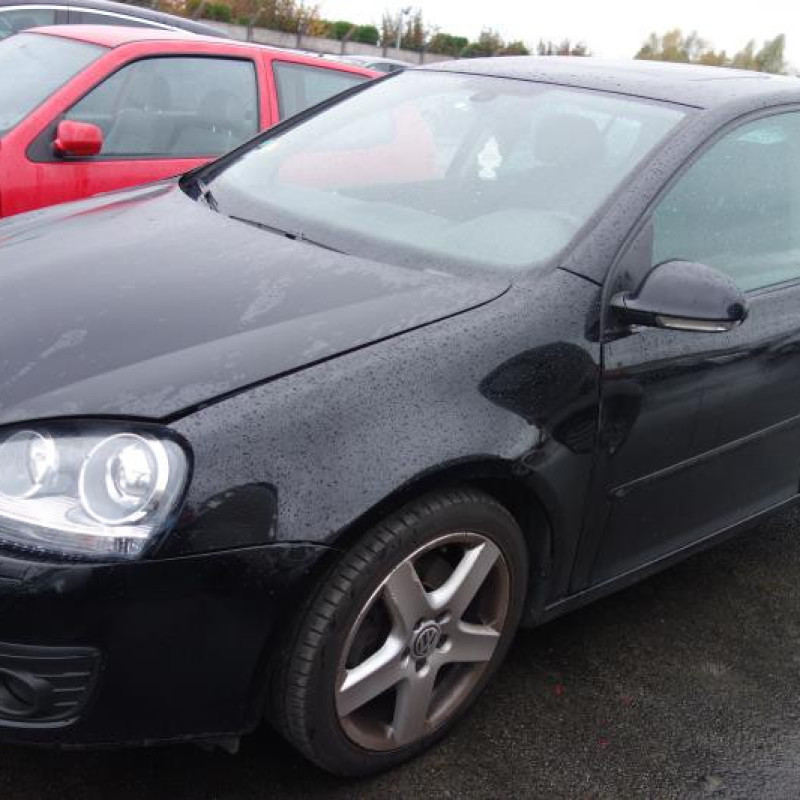 Pretensionneur de ceinture avant gauche VOLKSWAGEN GOLF 5 Photo n°4