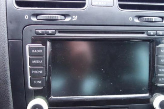 Pretensionneur de ceinture avant gauche VOLKSWAGEN GOLF 5