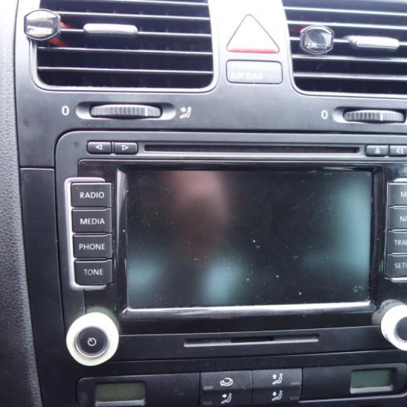 Pretensionneur de ceinture avant gauche VOLKSWAGEN GOLF 5 Photo n°11