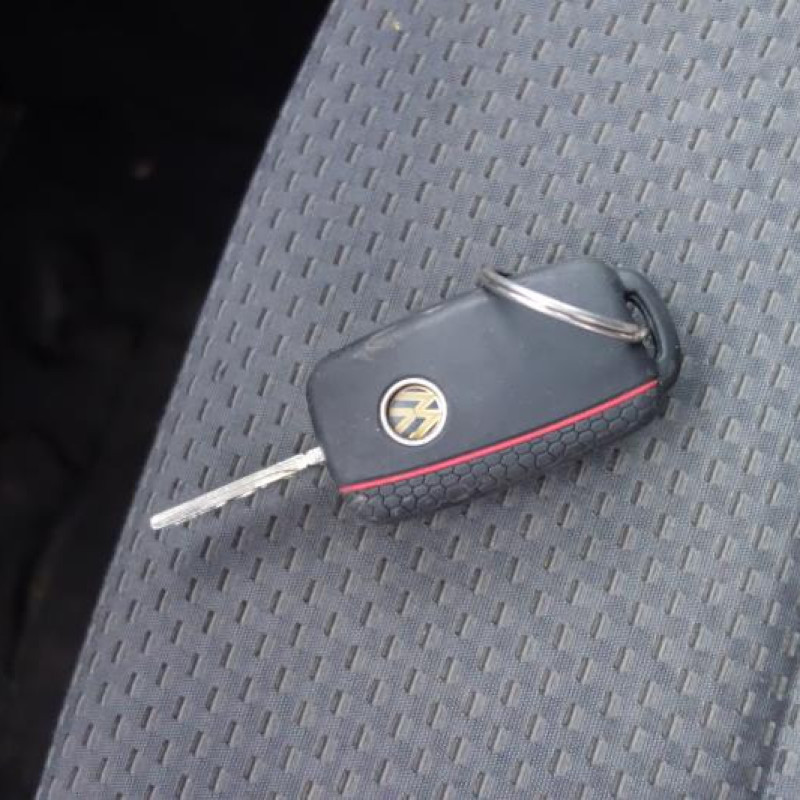 Pretensionneur de ceinture avant gauche VOLKSWAGEN GOLF 5 Photo n°12