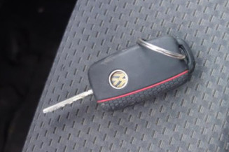 Pompe à carburant VOLKSWAGEN GOLF 5
