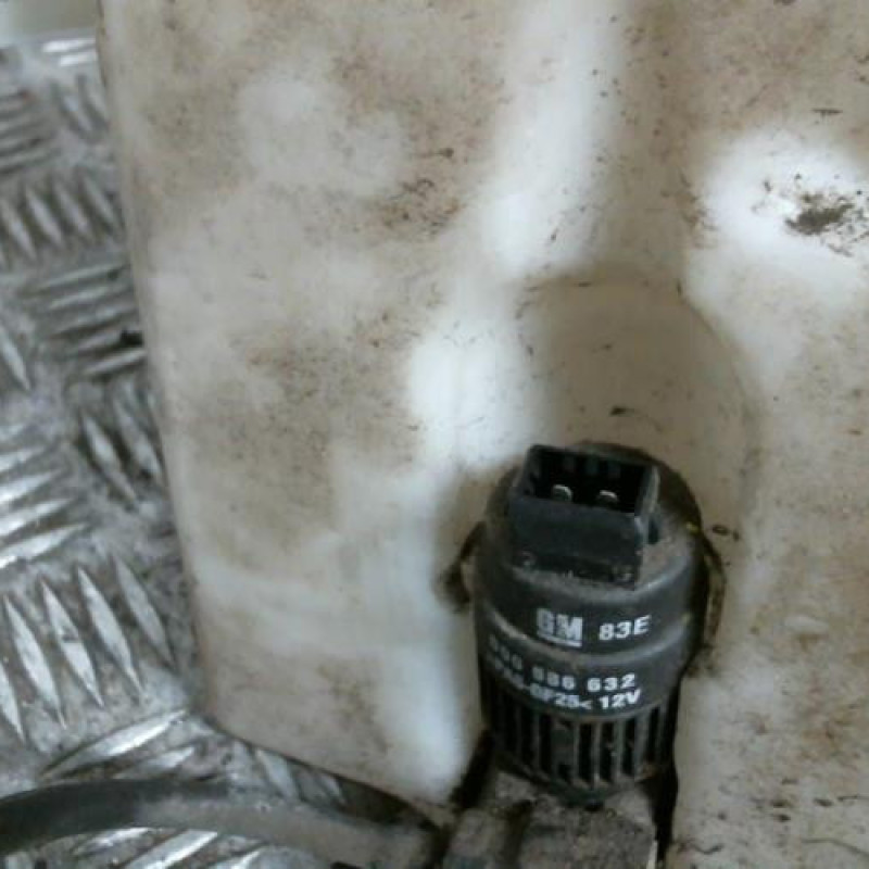 Vase de lave glace OPEL AGILA A Photo n°3