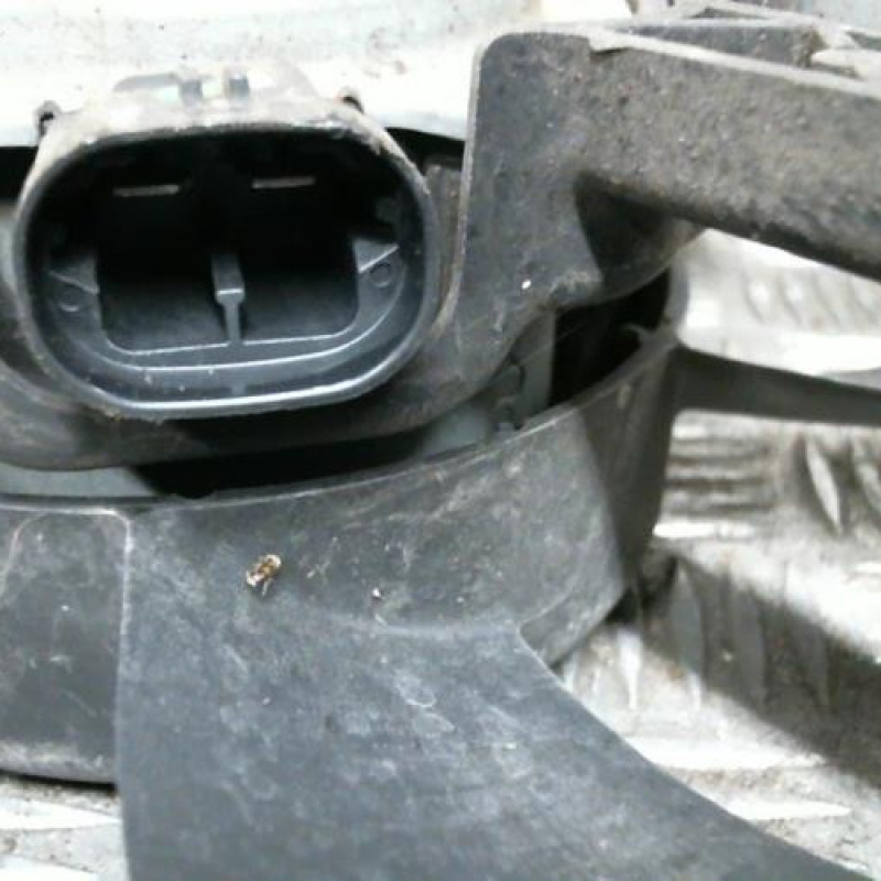 Moto ventilateur radiateur CITROEN C5 2 Photo n°3