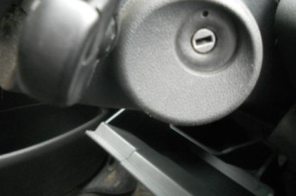 Moteur essuie glace avant droit PEUGEOT 5008 1