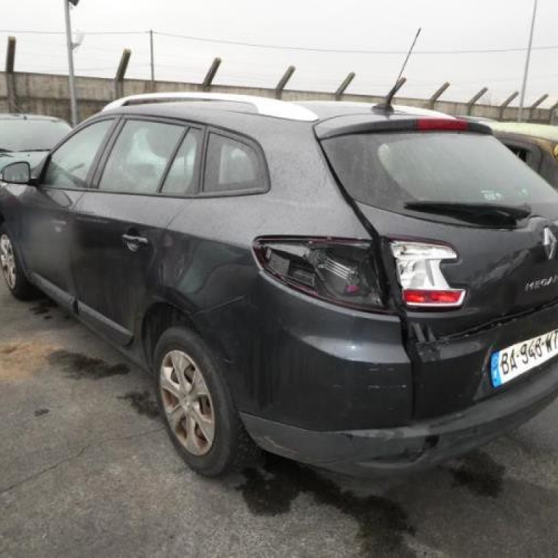 Trappe d'essence RENAULT MEGANE 3 Photo n°7