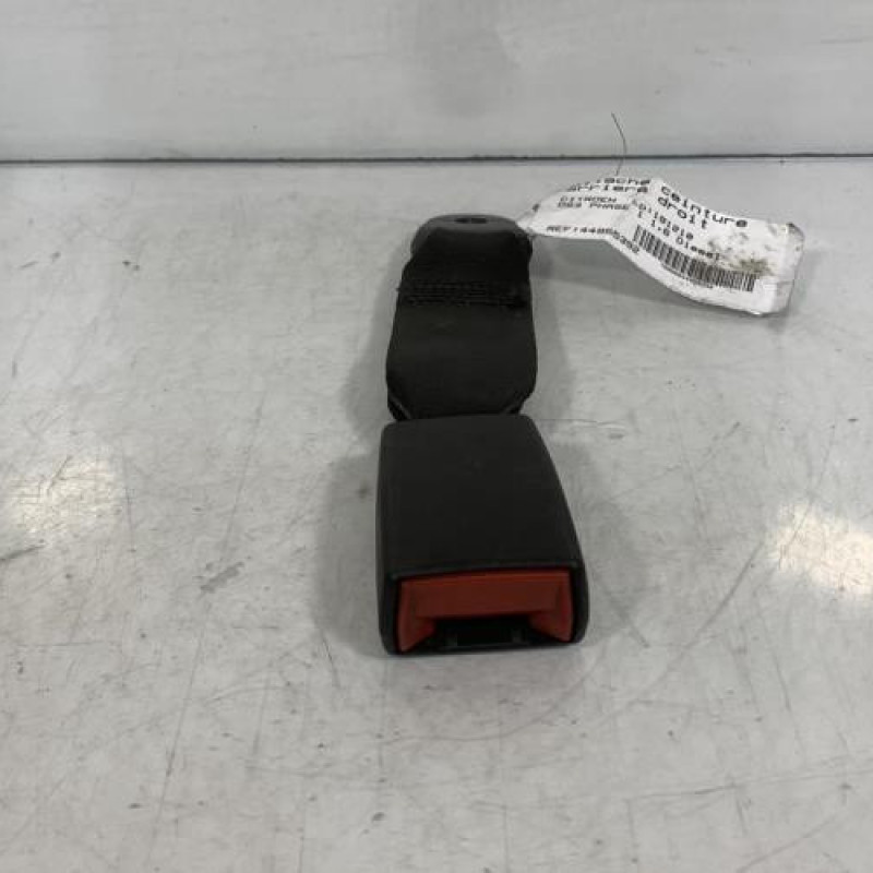 Attache ceinture arriere droit CITROEN DS3 Photo n°2