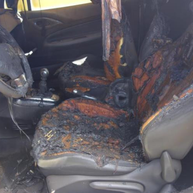 Attache ceinture arriere gauche CITROEN DS3 Photo n°9