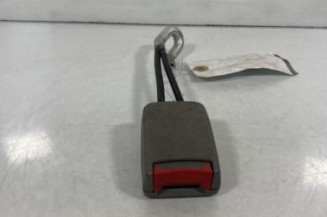 Attache ceinture arriere gauche VOLKSWAGEN NEW BEETLE 1