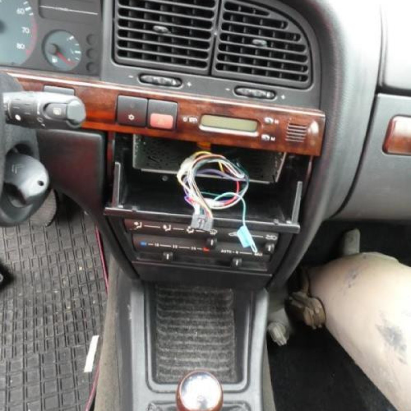 Serrure arriere droit CITROEN XANTIA Photo n°12